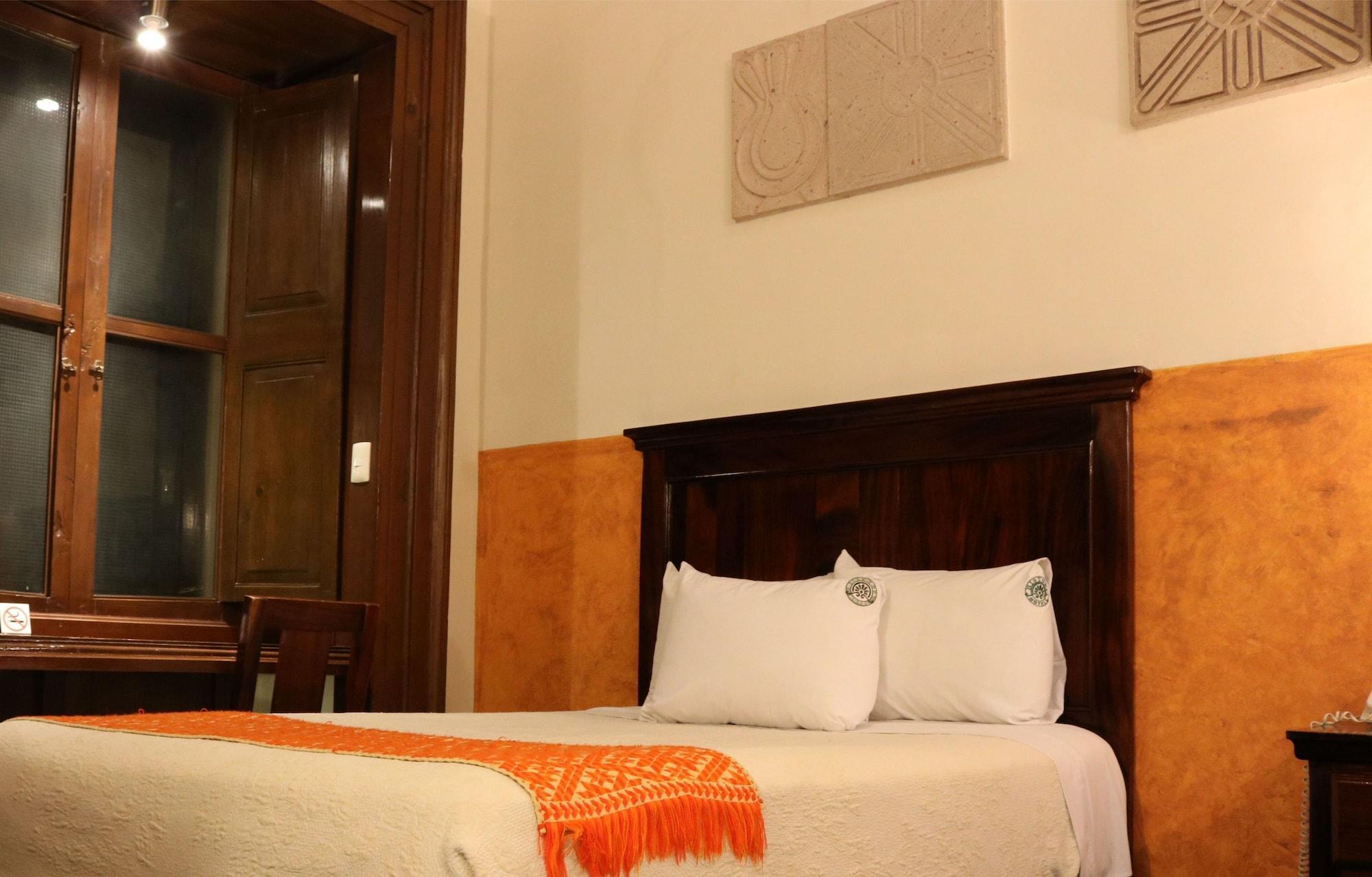 מורליה Hotel Historia מראה חיצוני תמונה