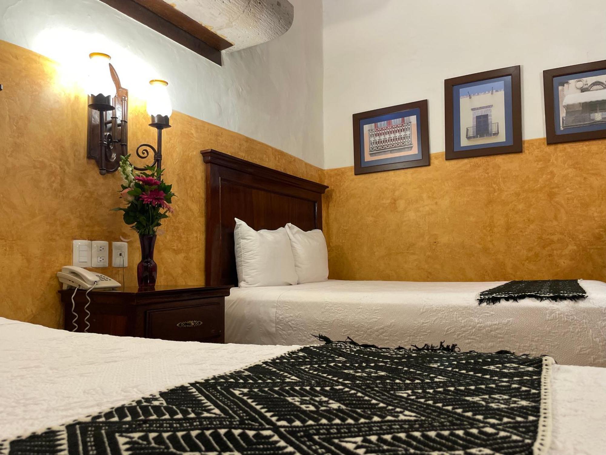 מורליה Hotel Historia מראה חיצוני תמונה