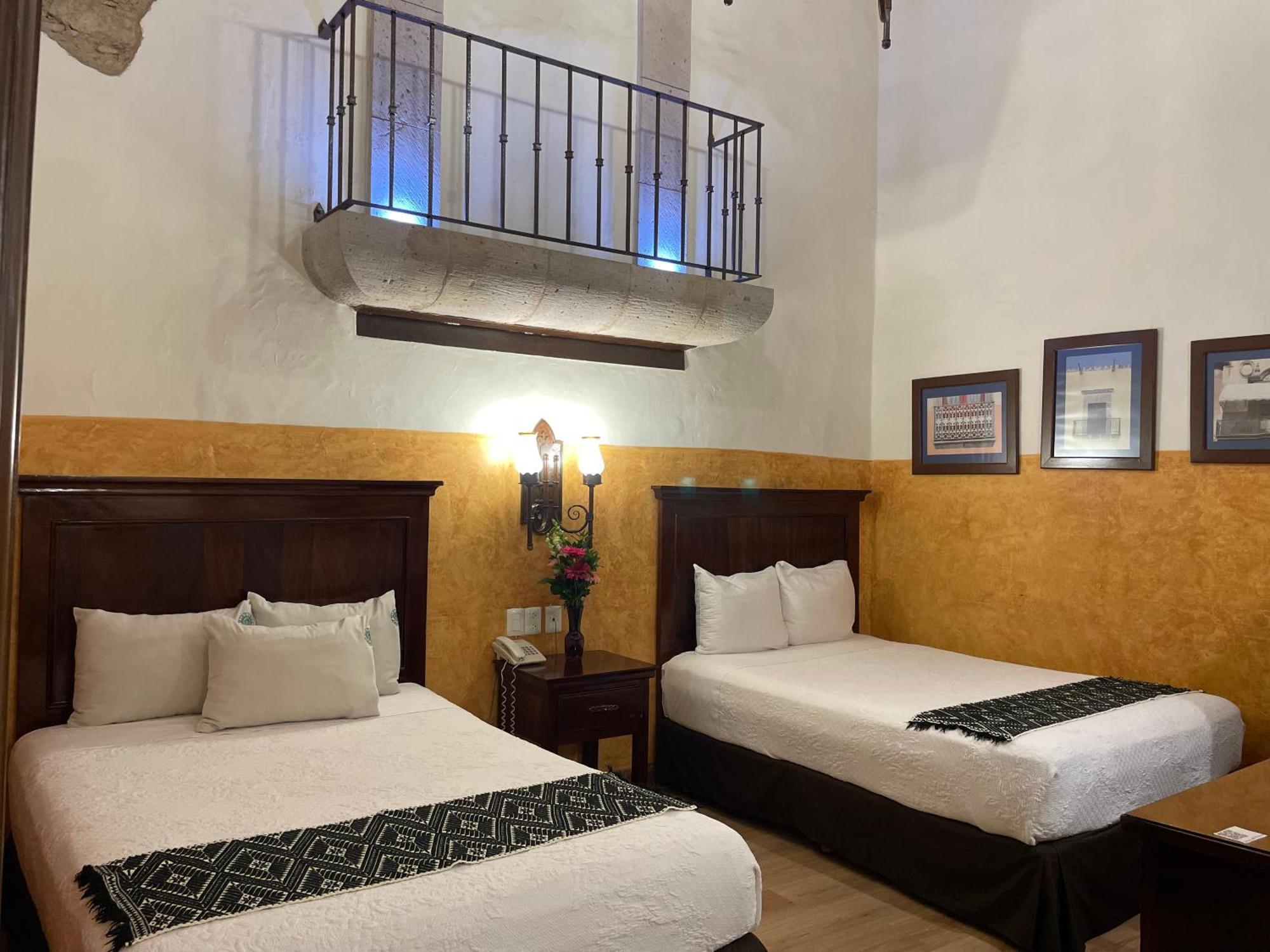 מורליה Hotel Historia מראה חיצוני תמונה