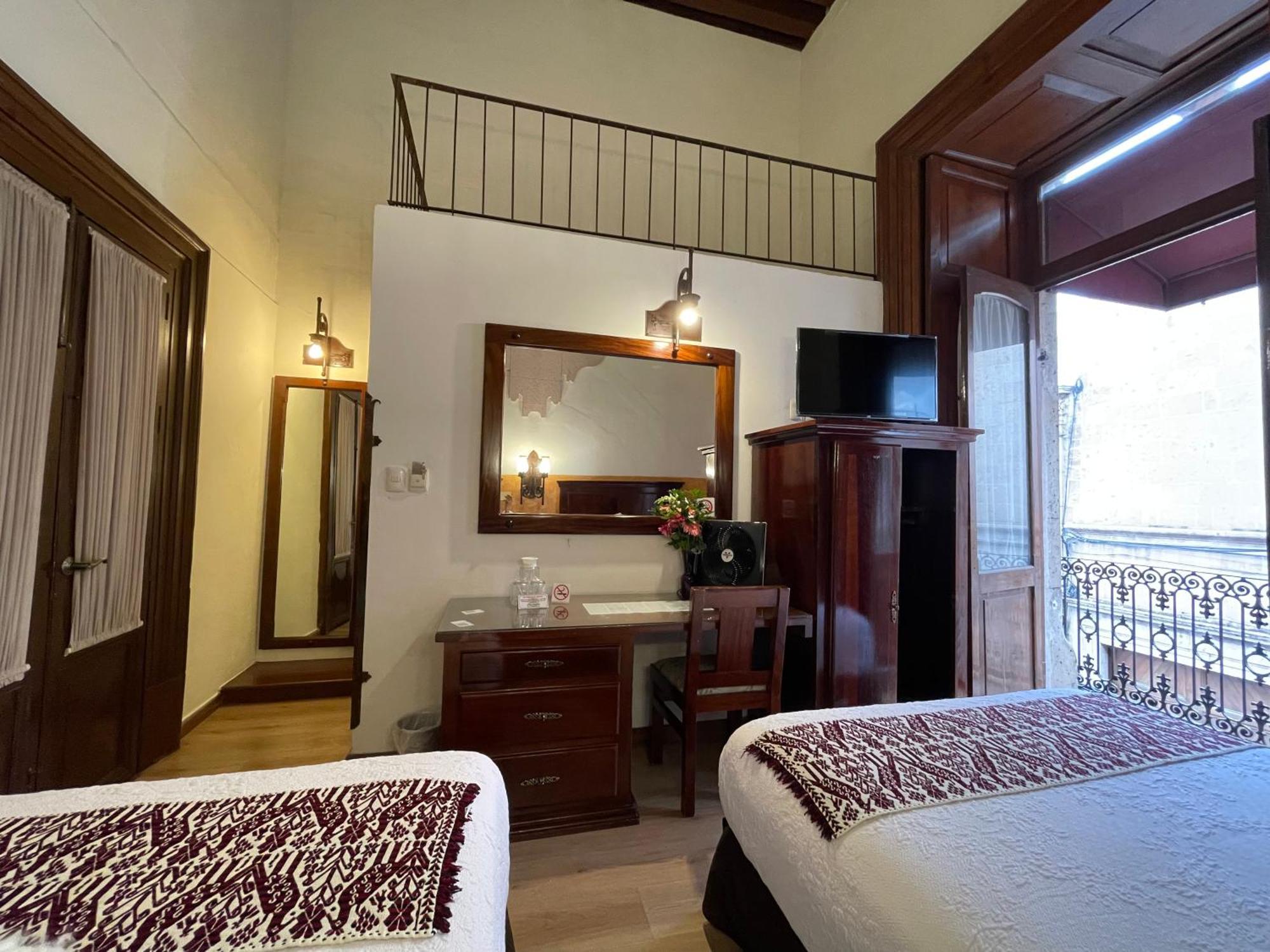 מורליה Hotel Historia מראה חיצוני תמונה