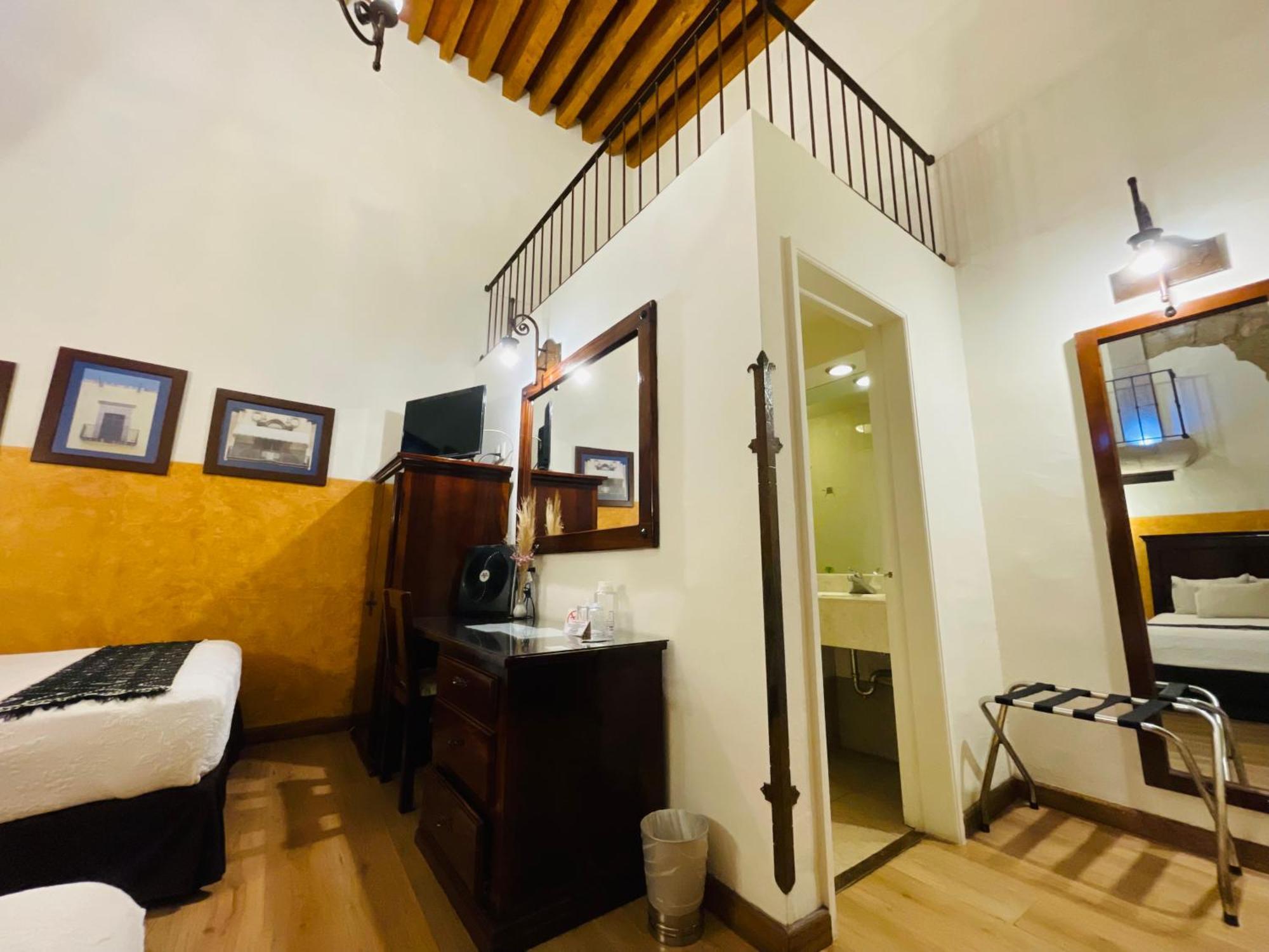 מורליה Hotel Historia מראה חיצוני תמונה