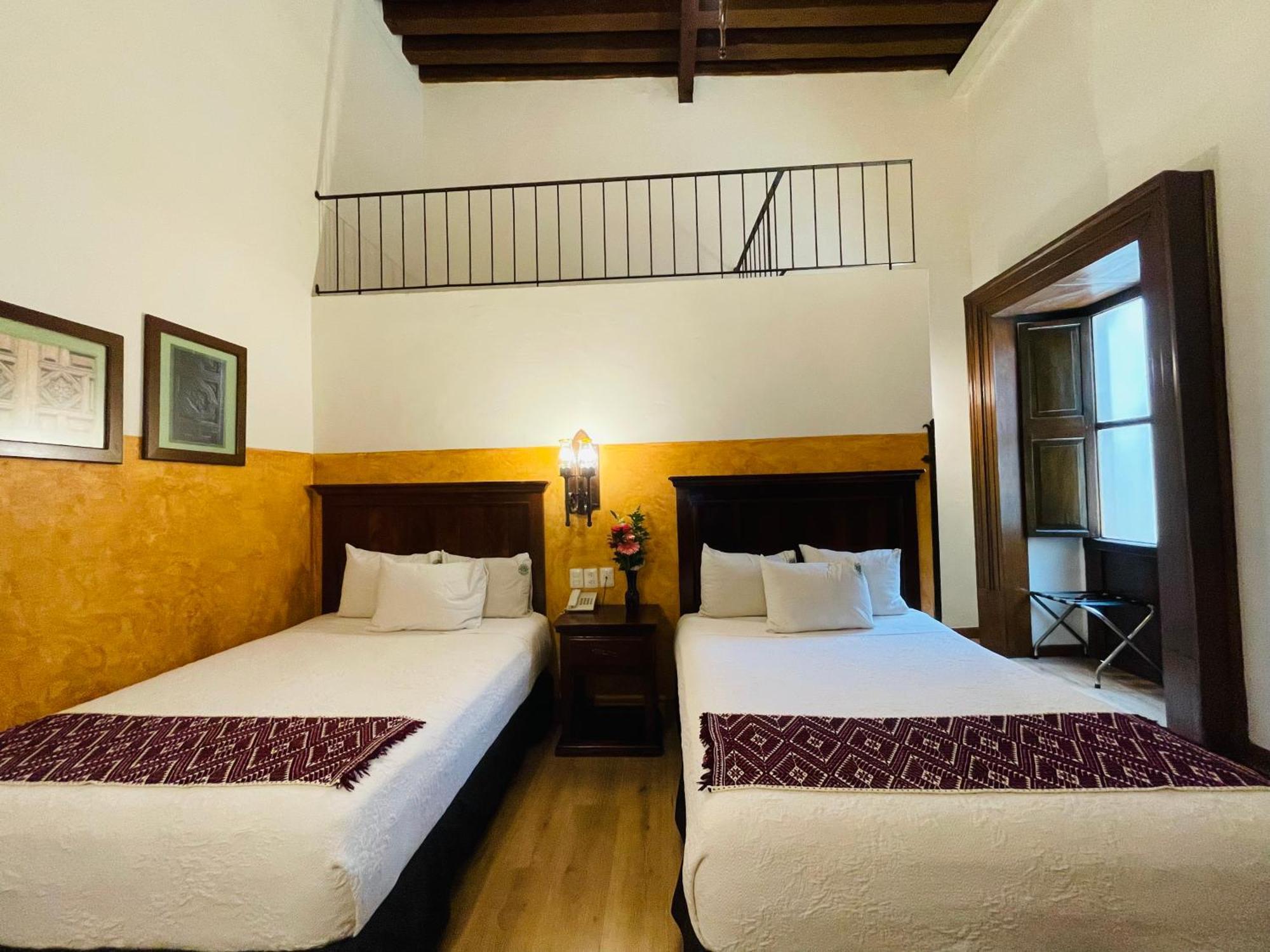 מורליה Hotel Historia מראה חיצוני תמונה